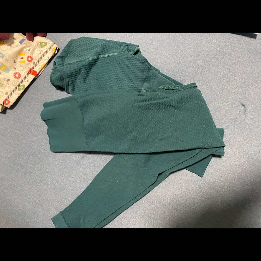 Crop and legging set